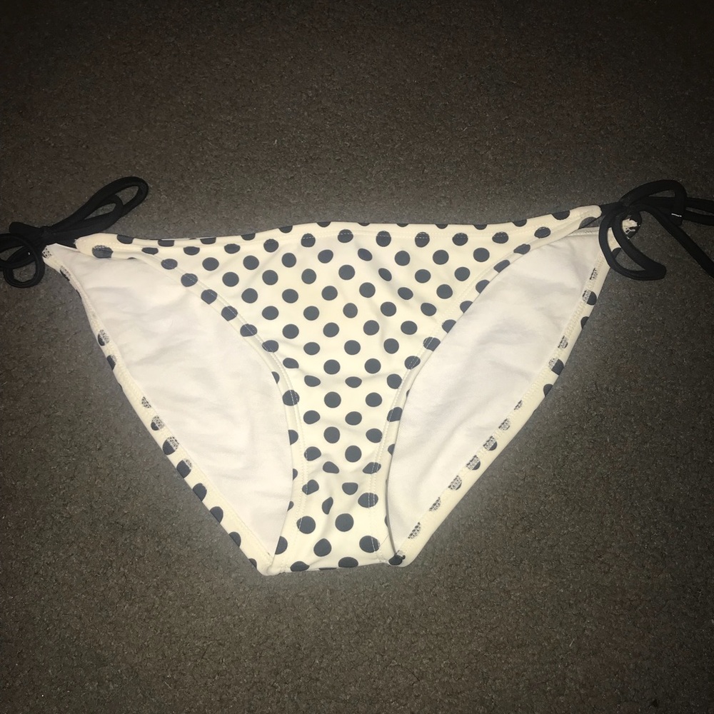 Bikini bottoms